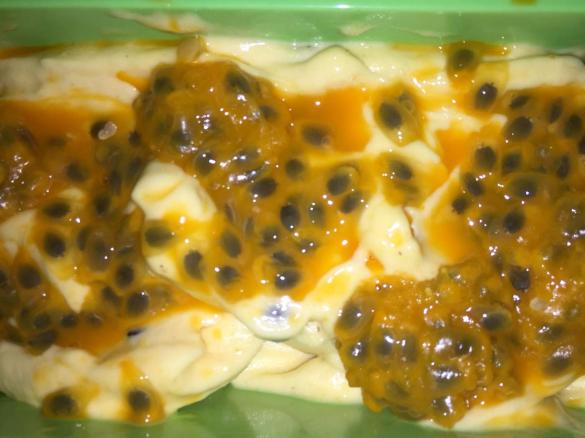 Banana Passionfruit 'Ice Cream'