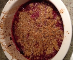 Fructose Friendly Rhubarb and Raspberry Crumble