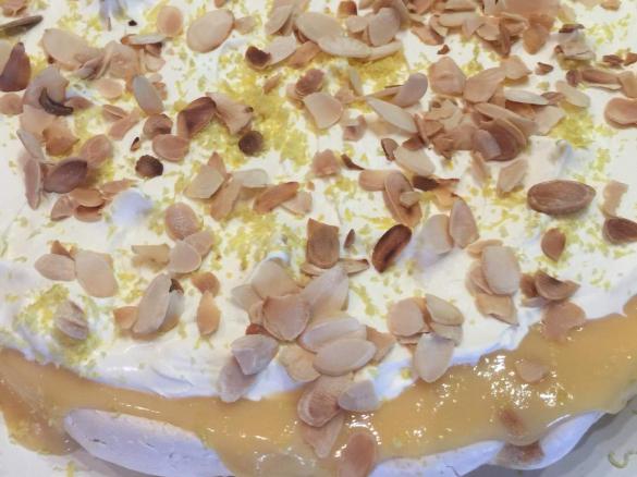 Nigellas Lemon              Pavlova by Craig