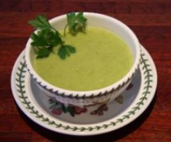 Parsnip, Pea and Pear Soup