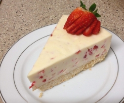White chocolate and strawberry cheesecake