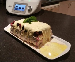 White Christmas Berry Ice cream 