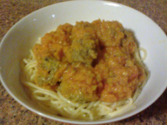 Cheesy Meatballs With Spaghetti