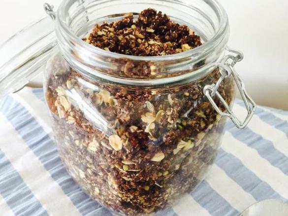 Chocolate coconut crunch granola