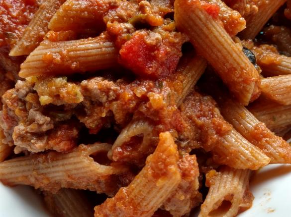 All in one spaghetti bolognese