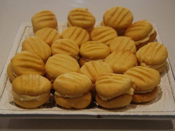 Tracy's CWA Yo-yo's or melting moments