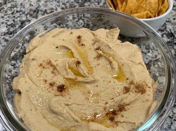 Esther's Hummus