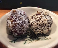 Fruit Energy Balls