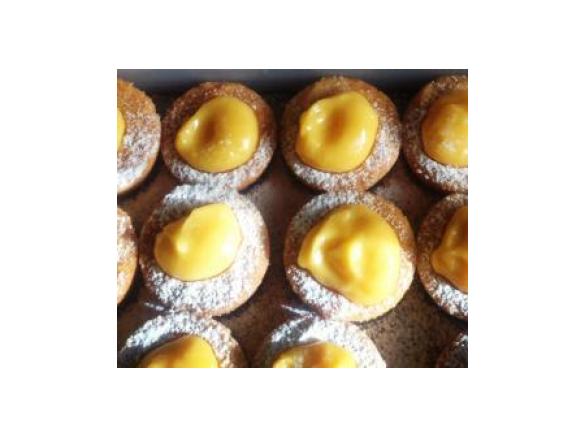 Shortbread tarts with Lemon butter