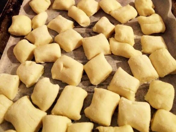 HOMEMADE POTATO GNOCCHI