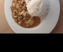 Thai cashew chicken