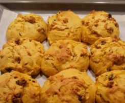 Pumpkin, walnut & sultana scones