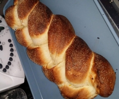 Sugar-Coated Cardamon Braid (Bread)