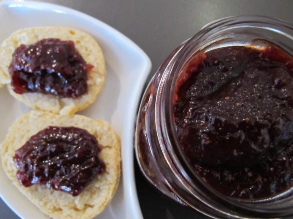 THICK strawberry jam