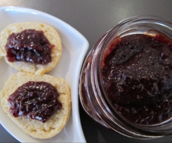 THICK strawberry jam