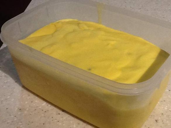 Passionfruit and Coconut Ice-Cream