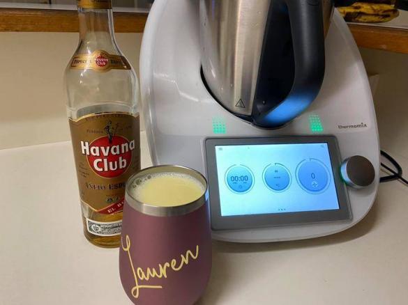 White chocolate and rum hot chocolate