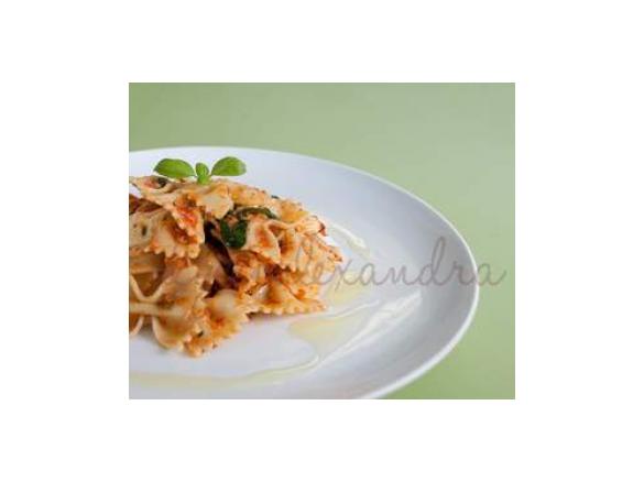 Sun Dried Tomato & Spinach Pesto