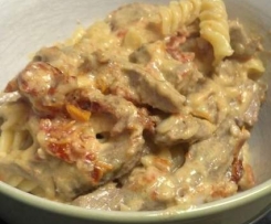 Creamy Lamb & Sundried Tomato Pasta
