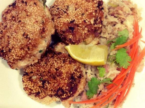 Prawn Cakes in lettuce cups by Pete Evans (Healthy Every Day) converted to thermomix