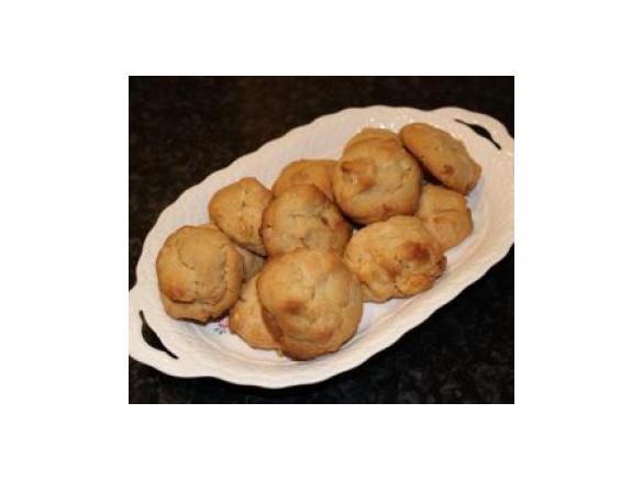 White Choc Chunk & Macadamia Biscuits