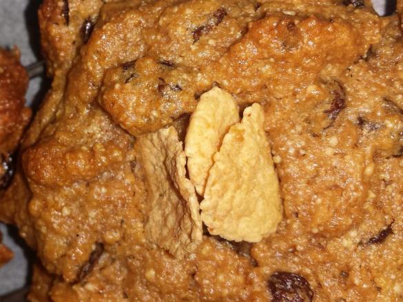 Chewy Cornflake Cookies (free from gluten, grains, dairy and egg)