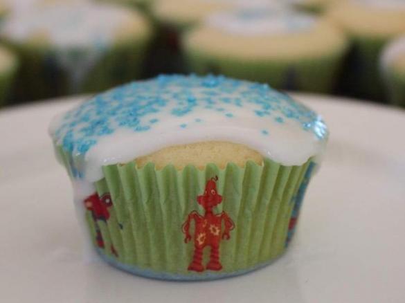 Basic Vanilla Cupcakes