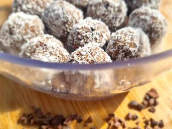 Healthy bliss balls