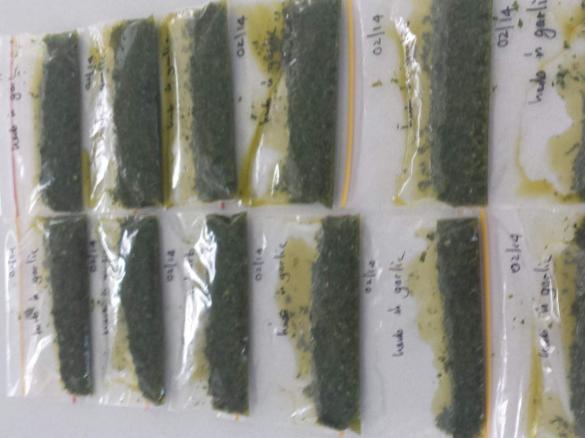 GARLIC AND HERB PASTE