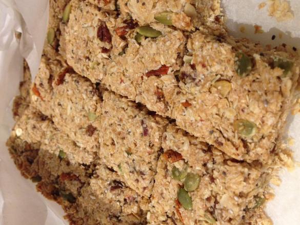 Muesli bars (nut, egg and dairy free)