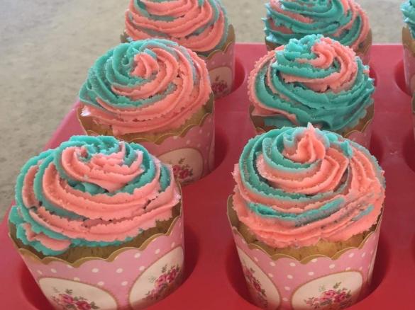 Amazing Rainbow Cupcakes