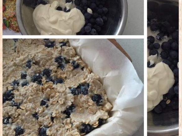 Blueberry and Yoghurt Muesli Bars