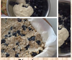 Blueberry and Yoghurt Muesli Bars