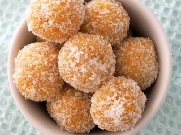 Uncooked Apricot Balls