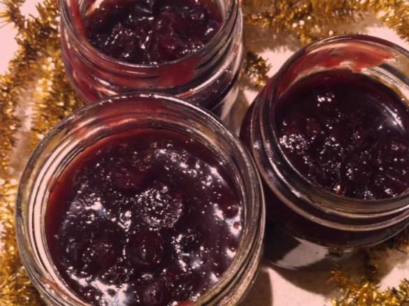 Red Wine Cranberry Sauce