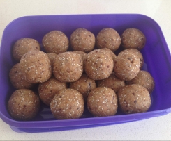 Vanilla & Chia Protein Balls