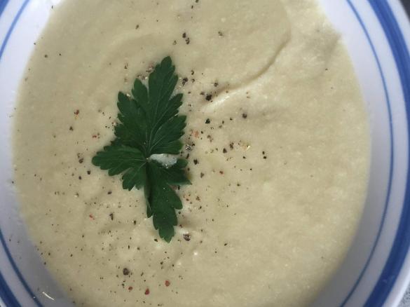 Chicken, potato & leek soup 