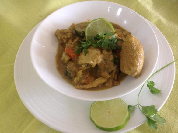 Paleo Fruity Chicken curry