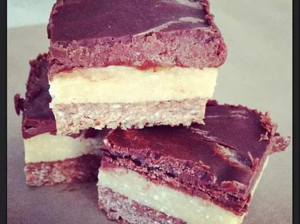 Raw Peppermint Slice - dairy free, grain free, refined sugar free