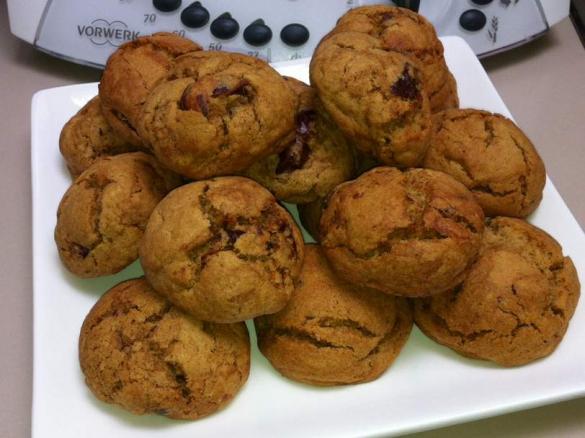 Date and ginger biscuits