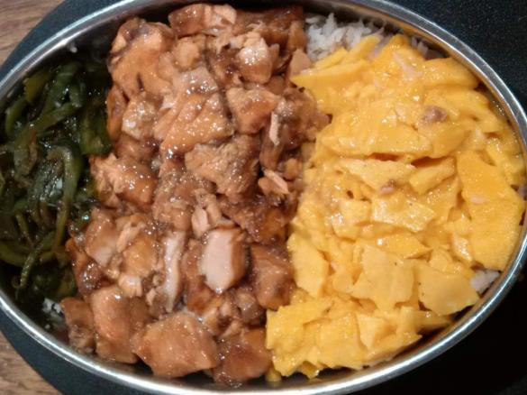 Asian Tri-Colour Salmon and Rice