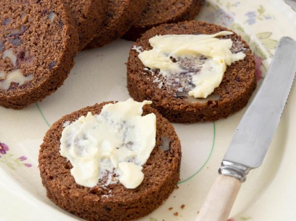 Date and Walnut Roll