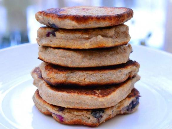 Blueberry & Banana Pancakes {Dairy Free}
