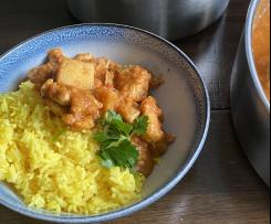 Yellow rice in the rice cooker