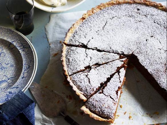 Chewy walnut & caramel tart