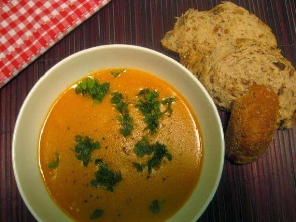 Spiced red lentil & chickpea soup