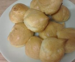Gougères filled with Smoked Salmon Mousse