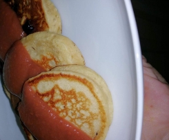 Nushi's Banana and Blueberry Pikelets