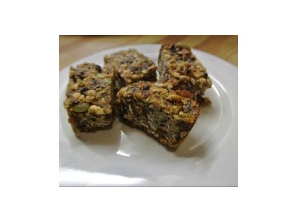 Wheat, nut & dairy-free muesli bars with raw cacao