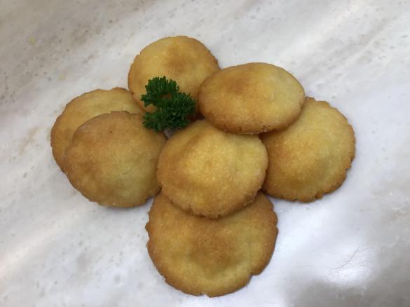 Cheese crackers biscuits
